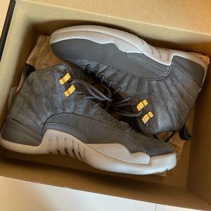 ‘wolf grey’ 12’s - like new